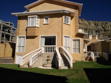$us.320.000.- Hermosa Casa En Achumani