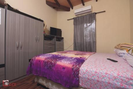 Casa En Lambare, Barrio Mbachio
