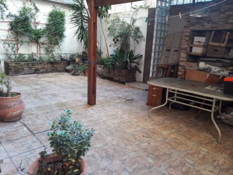 Oferta!!! 4 Dormitorios, Servicio Y Patio Con Parrillero Propio