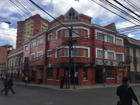Casa Con Oficinas En Funcionamiento En San Pedro