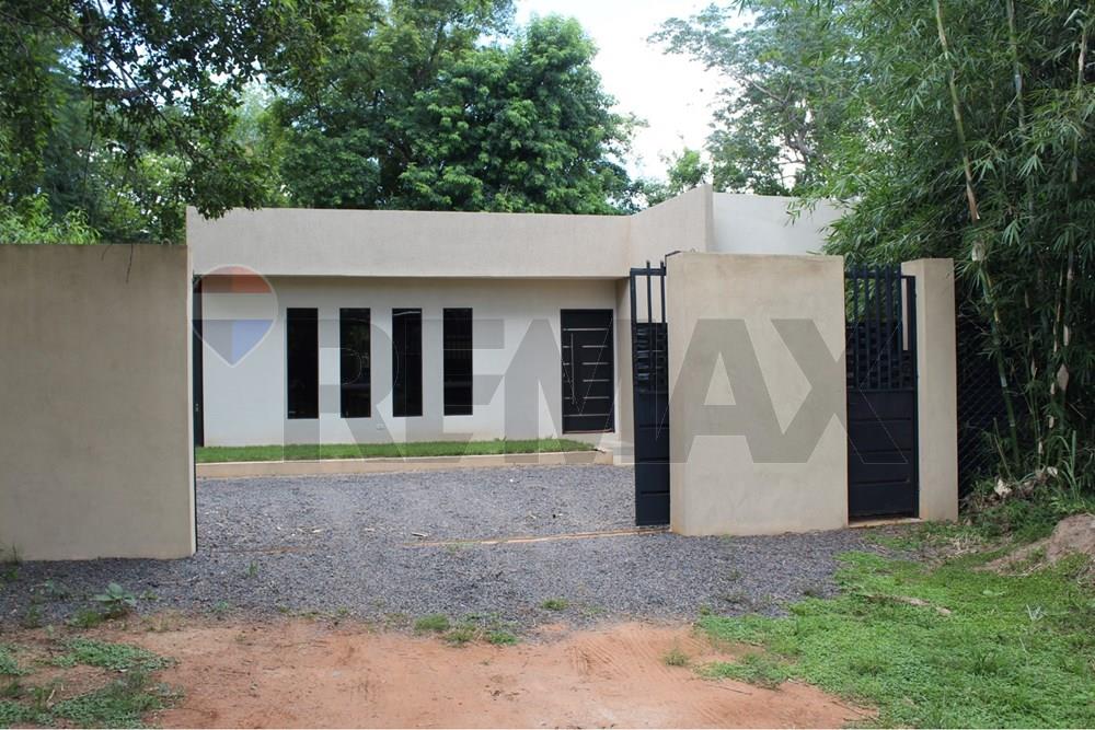 Casa - Venta - San Bernardino, Paraguay — foto 2