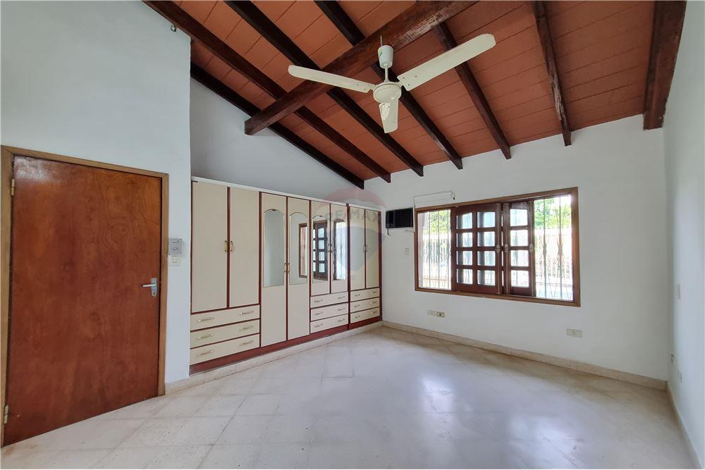 Casa en San Lorenzo - Alquiler — foto 2