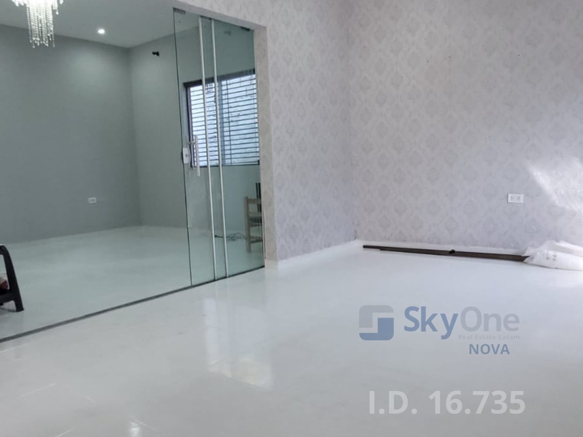 ALQUILO CASA MINIMALISTA EN LAMBARÉ - ZONA STOCK CACIQUE — foto 2