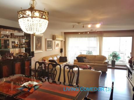 Venta Apartamento Pocitos 3 Dormitorios Y Servicio