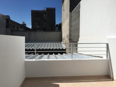 Monoambiente En Cordón. Unico. Rivera Y Acevedo Diaz