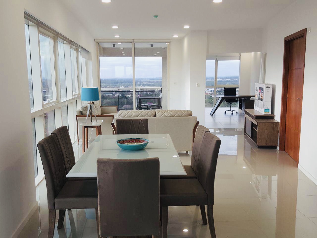 Alquiler de departamento en edificio The Tower — foto 2