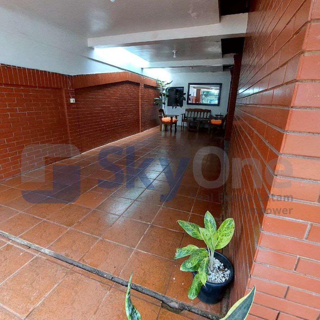 VENDO EN ESQUNA CASA EXELENTE UBICACION — foto 3