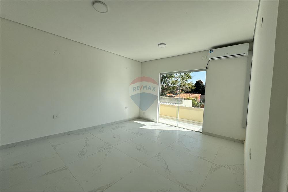ALQUILER – MODERNO DÚPLEX ZONA RAKIURA –LOMA MERLO — foto 2