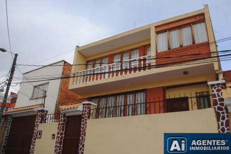 $us 210,000.- Hermosa Casa En Cota Cota