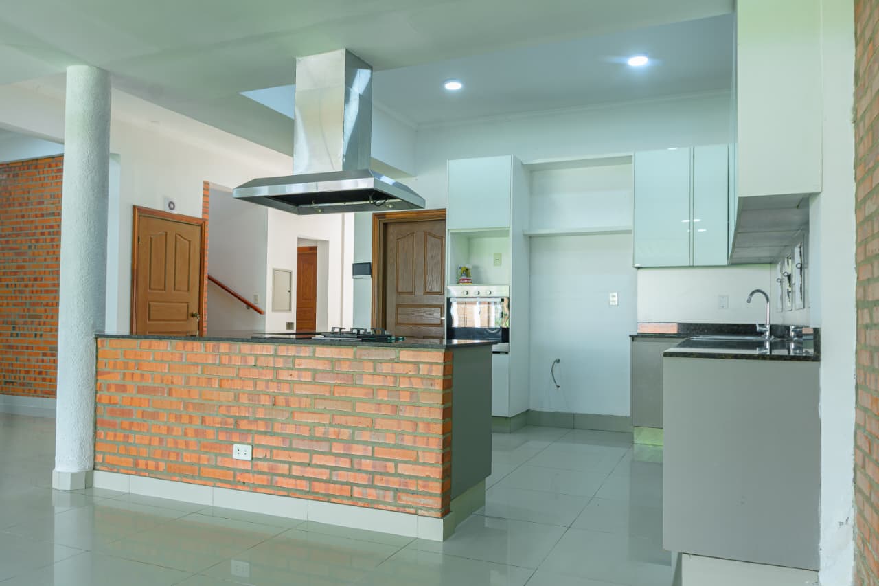Casa en venta en Mariano Roque Alonso, Monseñor Bogarin, La Concordia - foto 5