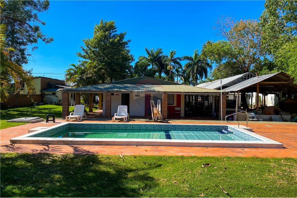 ICONICO HOSTAL EN VENTA EN AYOLAS — foto 2