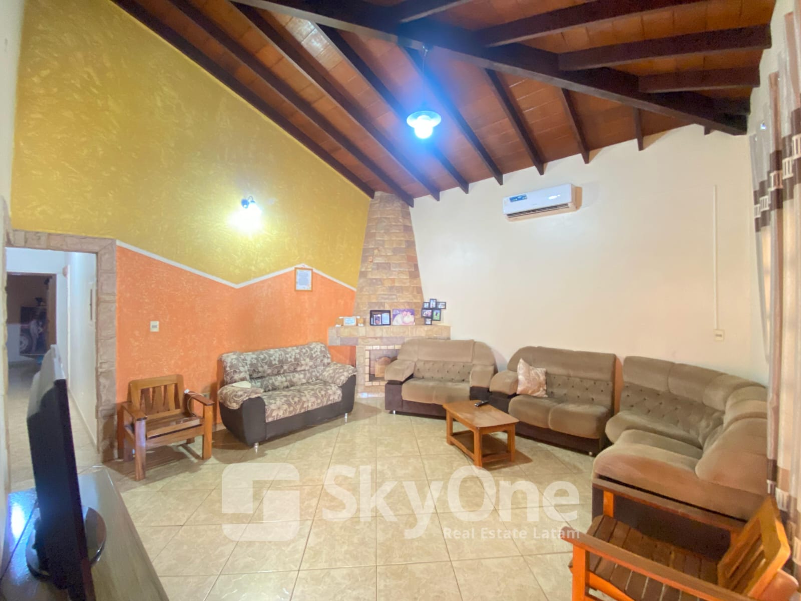 Casa en venta – 5 habitaciones – Piscina y quincho – Ciudad del Este — foto 3
