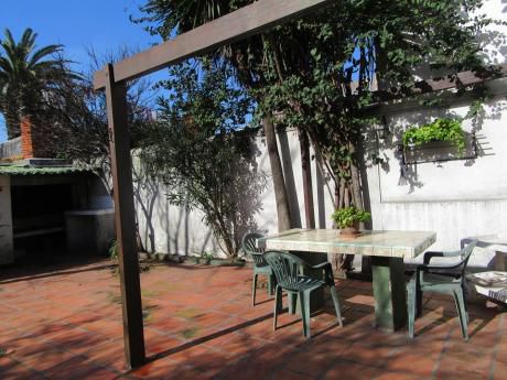 Exclusiva Casa Con Gran Patio En Pocitos