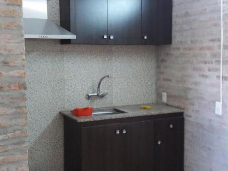 Lindo Apartamento Dos Dormitorios En Goes