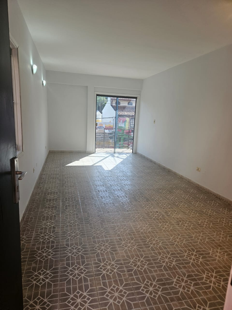 ALQUILO DEPARTAMENTO SOBRE LILIO — foto 2