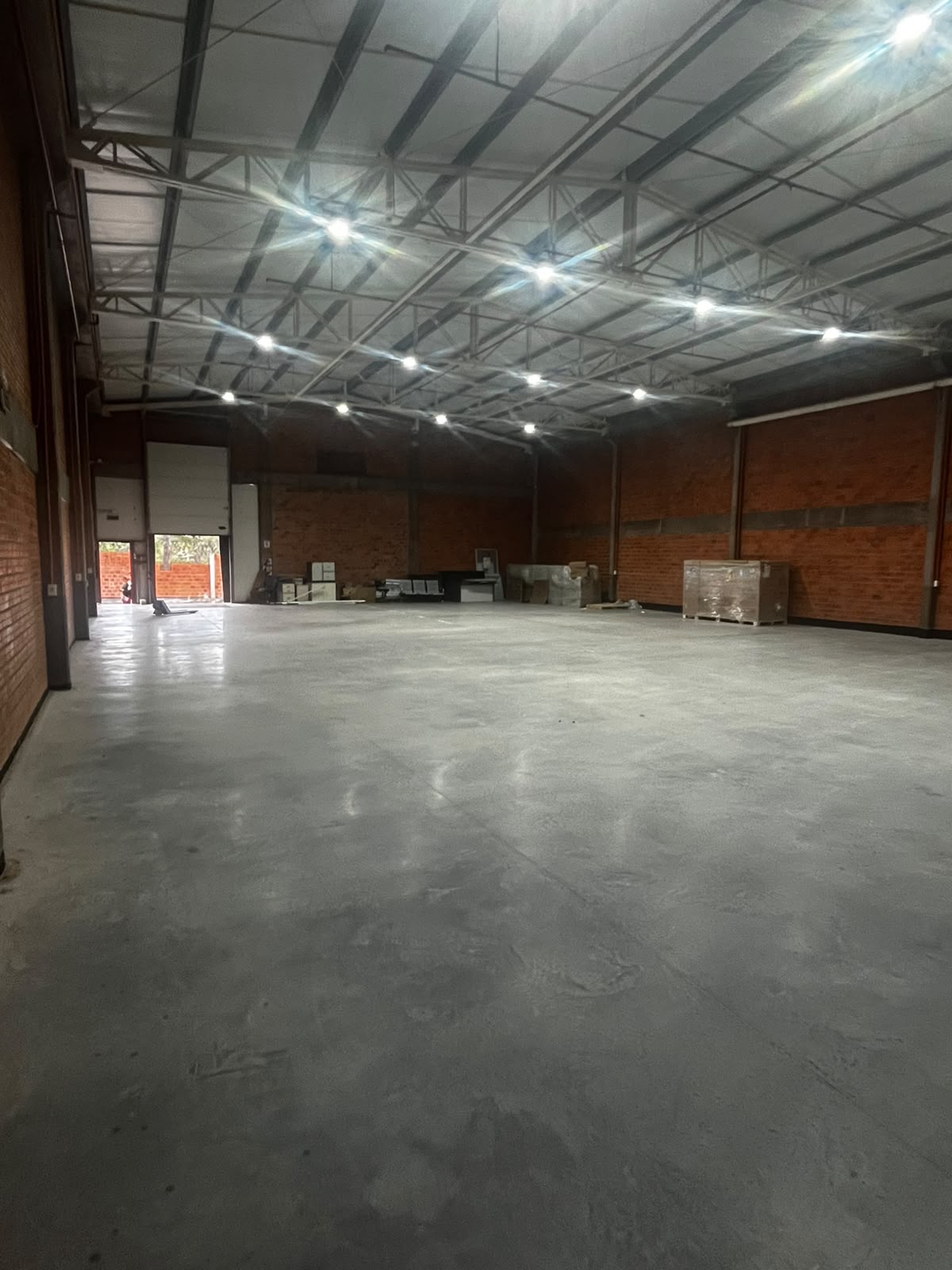 Alquilo depósito de 445 m2 en Mariano Roque Alonso! — foto 2