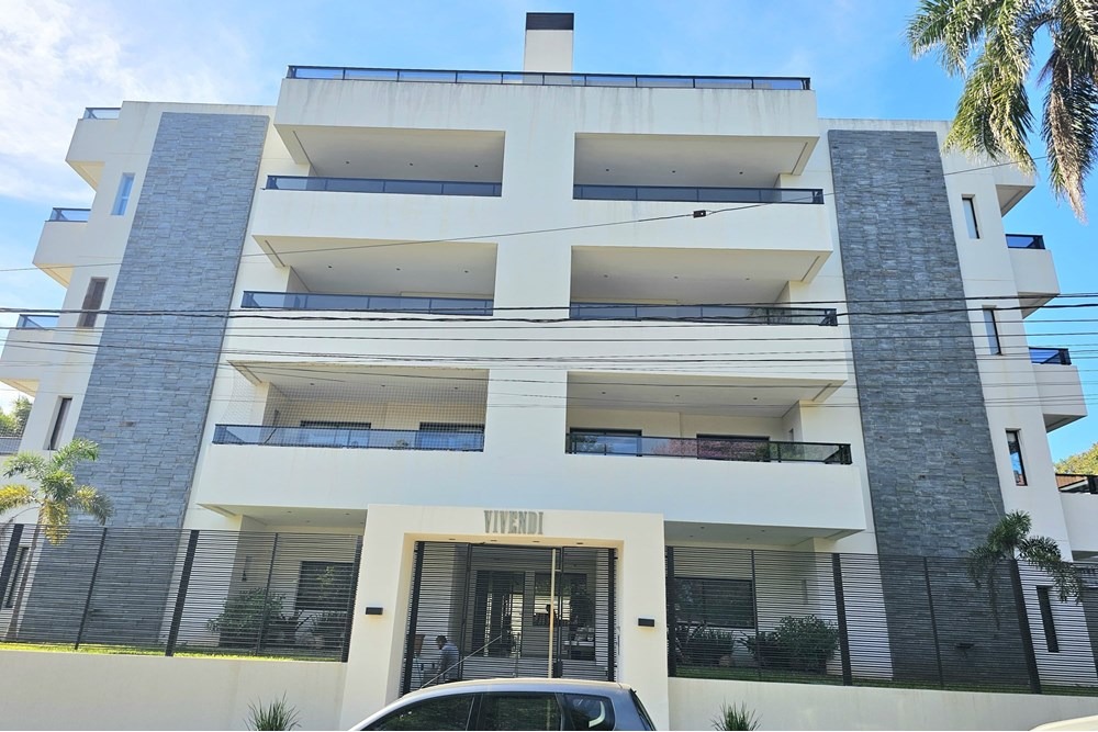 Alquilo Lujoso Departamento a Estrenar en Asunción — foto 2