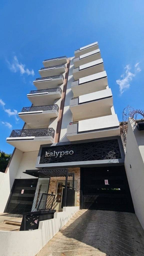 Alquilo Departamento Semi Amoblado a Estrenar en Barrio Mariscal López — foto 3