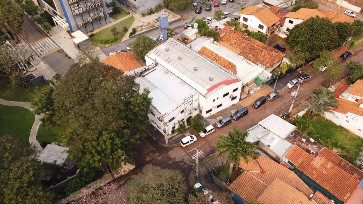 ALQUILO EDIFICIO EN FERNANDO DE LA MORA — foto 2
