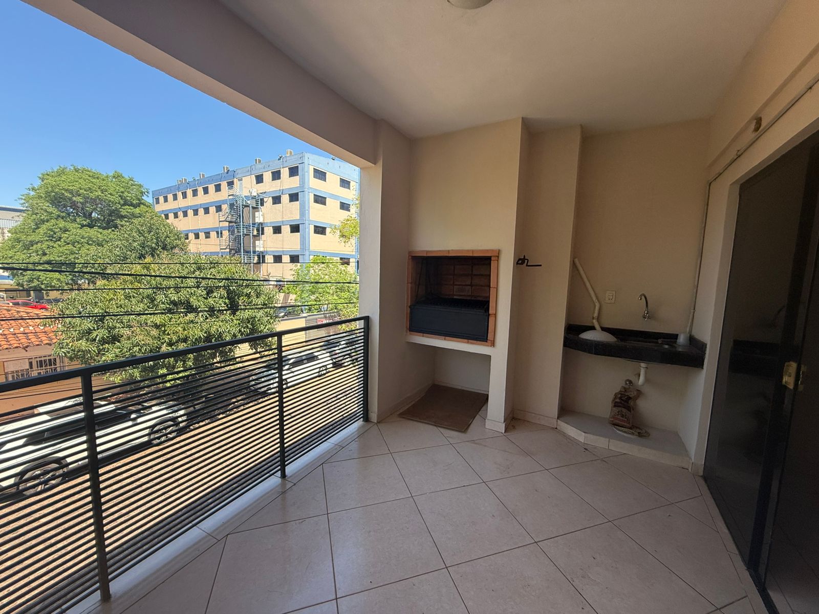 ALQUILO Departamento en Fernando De La Mora Zona Norte — foto 2