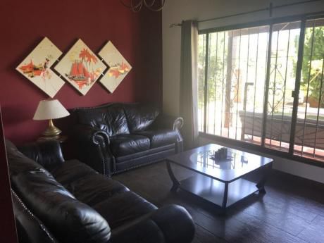 Id 10869 - Hermoso Chalet En La Mejor Zona De Lagomar U$s 320.000