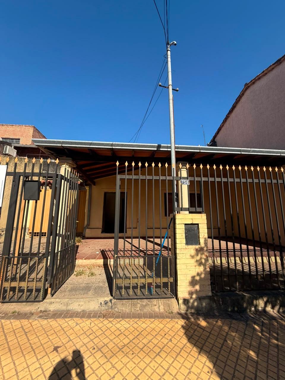 VENDO TERRENO EN BARRIO JARA - foto 1