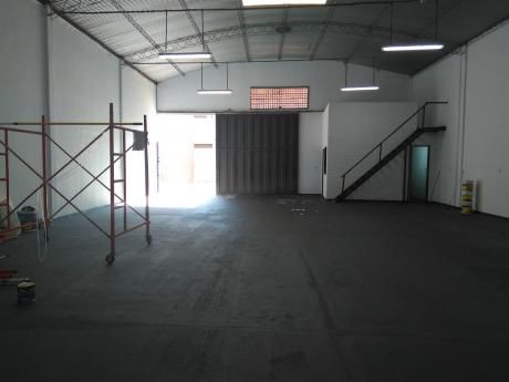Alquilo Tinglado En Fernando Zona Norte