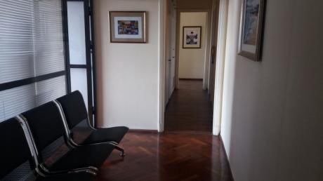 Apto En El Centro- 7 Ambientes- Vivienda U Oficinas