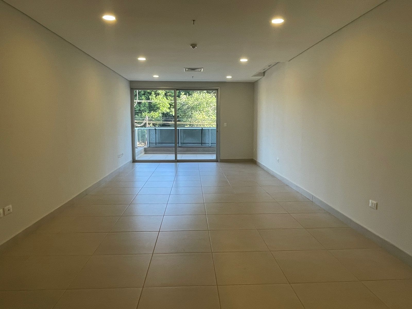 Amplíos  DPTOS 3 DORMITORIOS BARRIO HERRERA* — foto 2