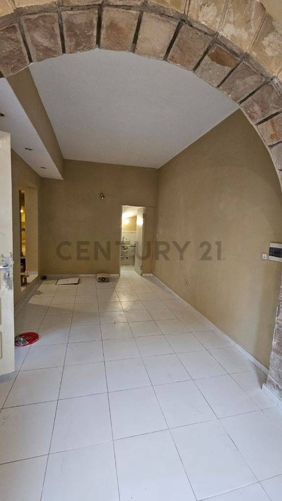 Alquilo amplia residencia para uso comercial en Ciudad Nueva — foto 2