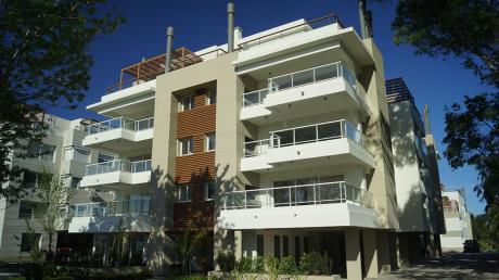 Apartamento En Av. De Las Américas