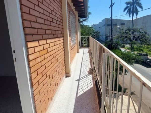 ALQUILO AMPLIO DEPARTAMENTO EN SAN LORENZO DE 4 HABITACIONES — foto 3