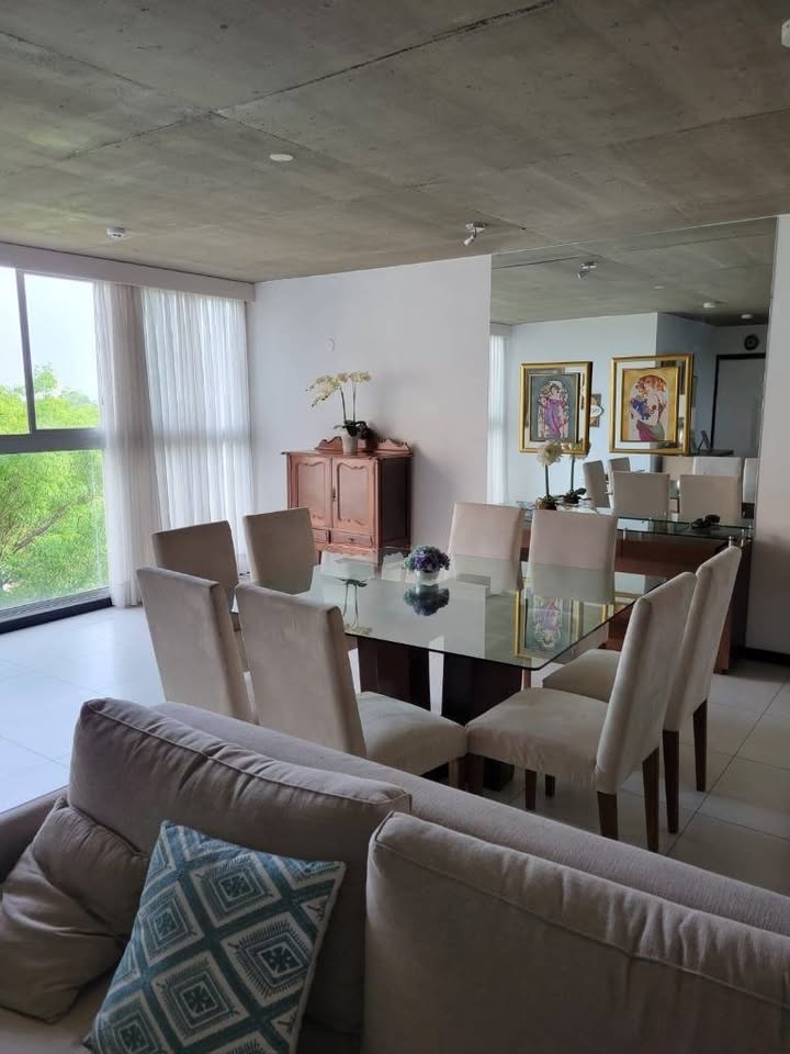 EN VENTA - Departamento en Edificio "Flats El Mangal" — foto 2