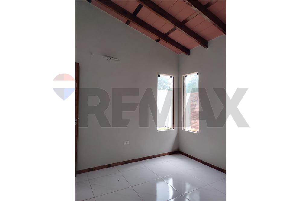 Vendo Chalet en Barrio Cerrado La Caoba en Limpio — foto 3