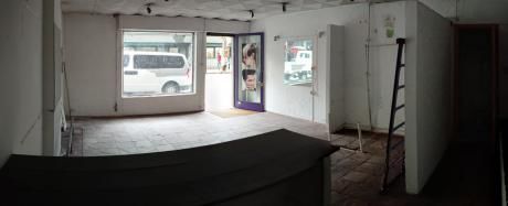 Local Comercial En Mercedes Y Yaguaron