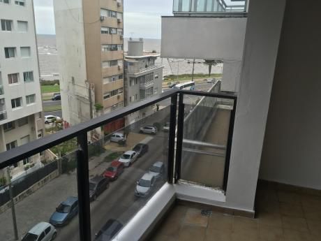 Alquiler A Pasos Del Mar 2 Dorm Con 2 Baños, Suite, Gge Y Calefacción
