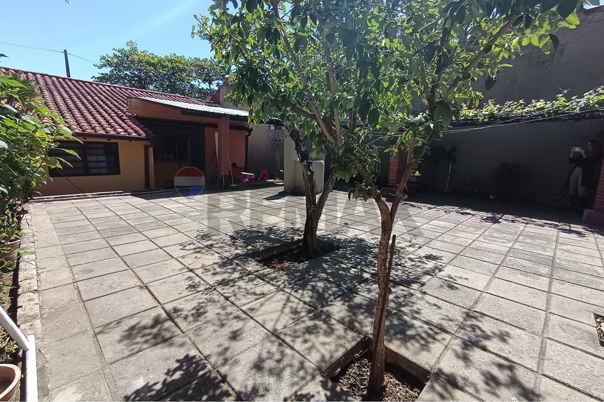 Vendo casa zon Univ. Americana - foto 4