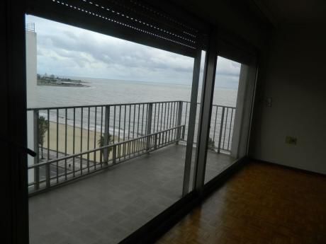 Séptimo Piso En Edificio Dafne
