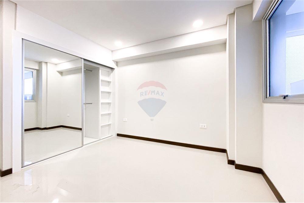 ALQUILO Depto de 3 HABITACIONES Y 2 BAÑOS - THE FOREST — foto 2