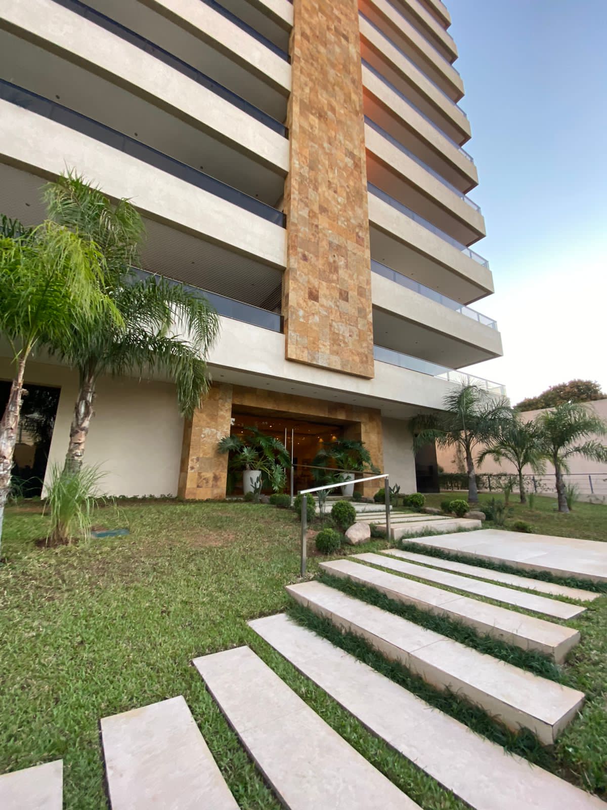 Sobre Molas López Amplio Departamento De 3 Dormitorios En Suites  250m2 — foto 2