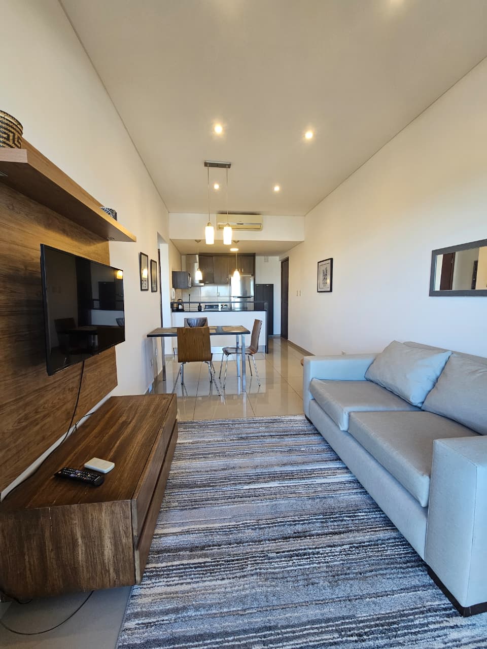 ALQUILO DEPARTAMENTO DE UN DORMITORIO AMOBLADO EN YCUA SATI — foto 2