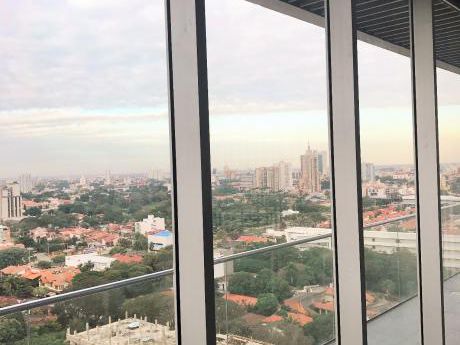 Oficina Ambassador Business Center Equipetrol