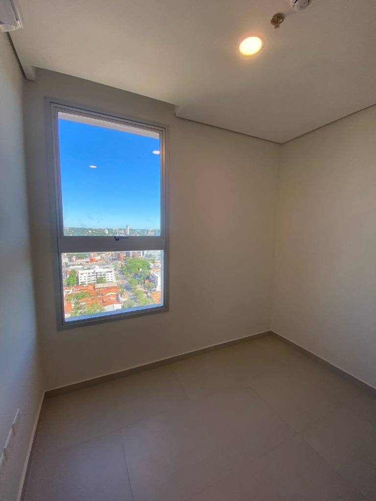 VENDO DEPTO. DE 2 DORM. EN EL EDIFICIO HOME DEL SOL — foto 3