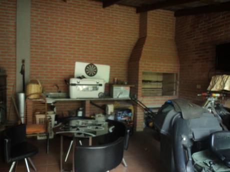 Casa En Venta Zona 4to Anillo Y Canal Cotoca.