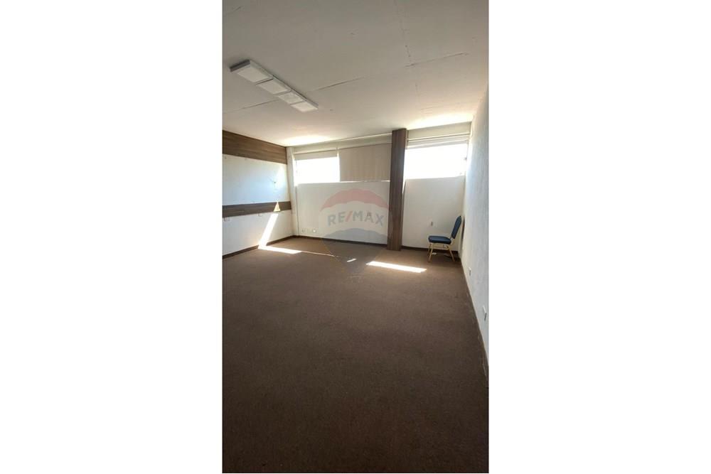 OFICINAS CORPORATIVAS EN ALQUILER YCUA SATI — foto 2