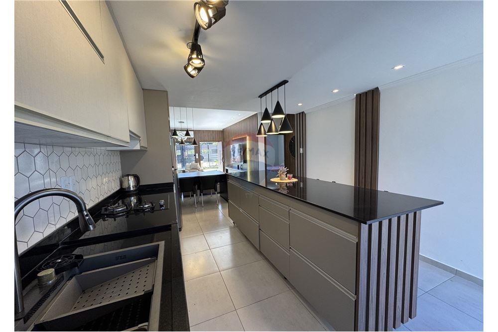 Casa en Venta en San Bernardino con Piscina y Quincho | 4 Dormitorios — foto 2