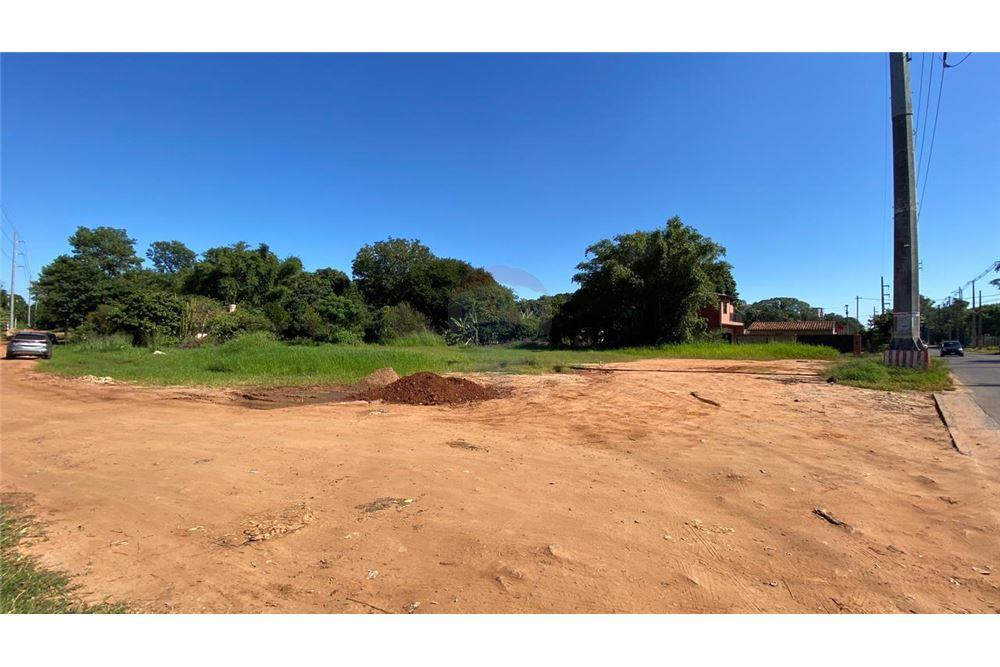 Vendo terreno de 1.480m2 en esquina sobre Av. Laguna Grande — foto 3