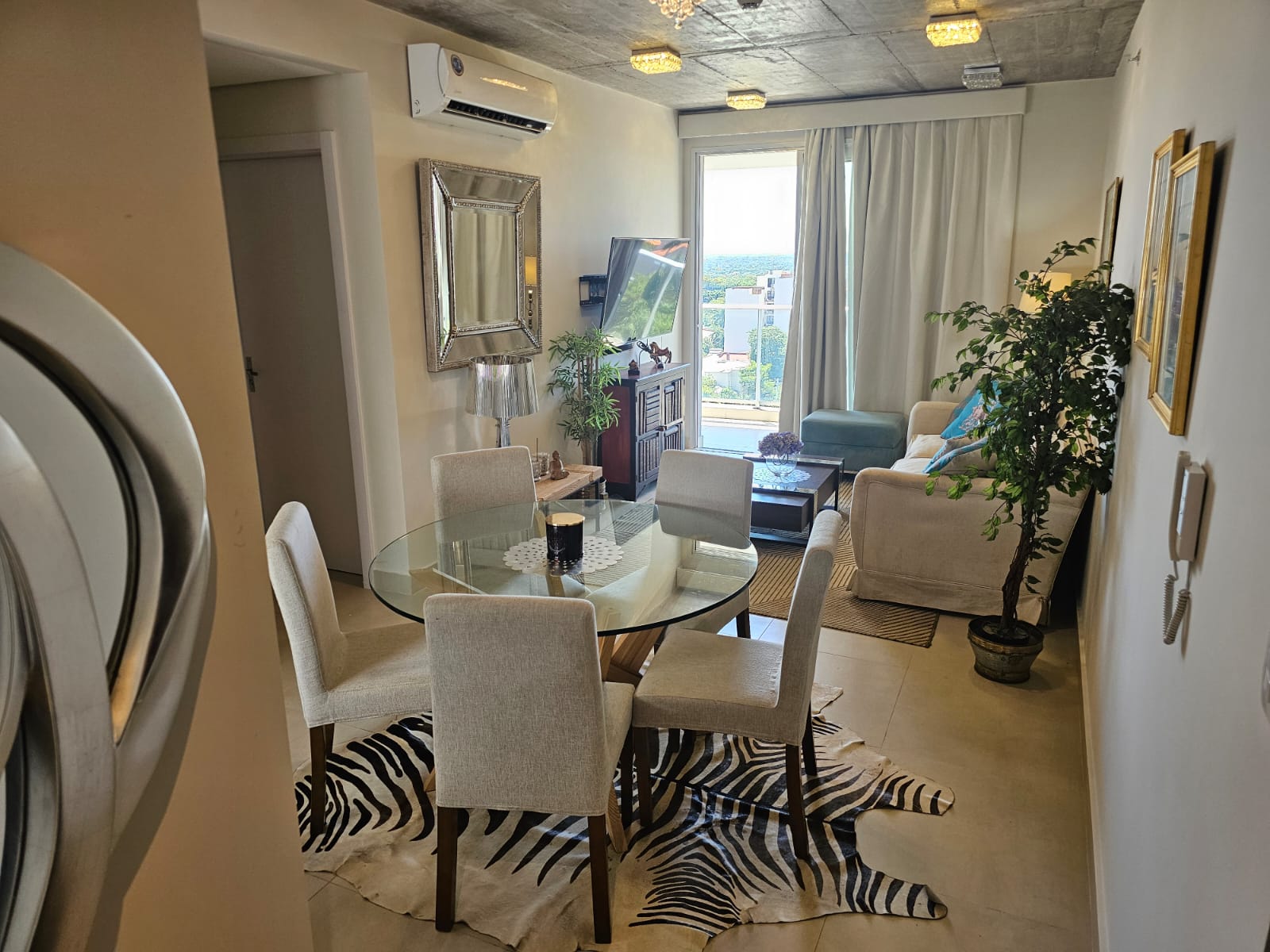 ALQUILO HERMOSO DEPARTAMENTO DE DOS DORMITORIOS AMOBLADO — foto 2