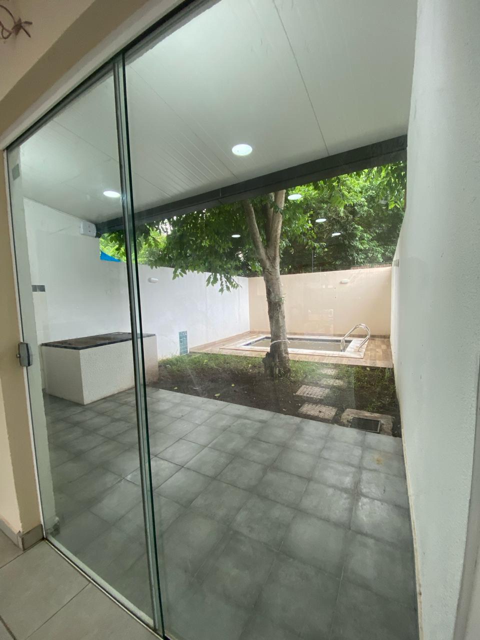 EN VENTA DUPLEX CON PISCINA ZONA PALACIO DE JUSTICIA SAN LORENZO — foto 2