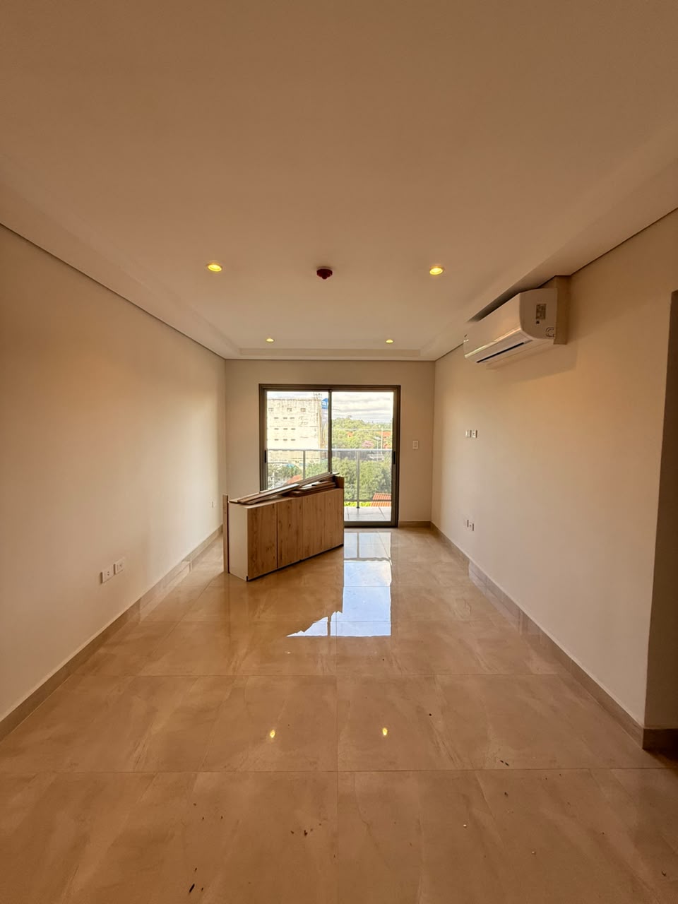 DEPARTAMENTO DE 2 HABITACIONES EN ZONA CONMEBOL — foto 2
